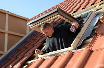 Pose de fenêtres de toit Velux à Ronchaux